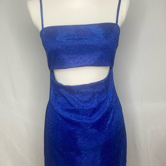 Dresses & Skirts - (NWT) blue wiht glitter,adjustable straps,open under the bust